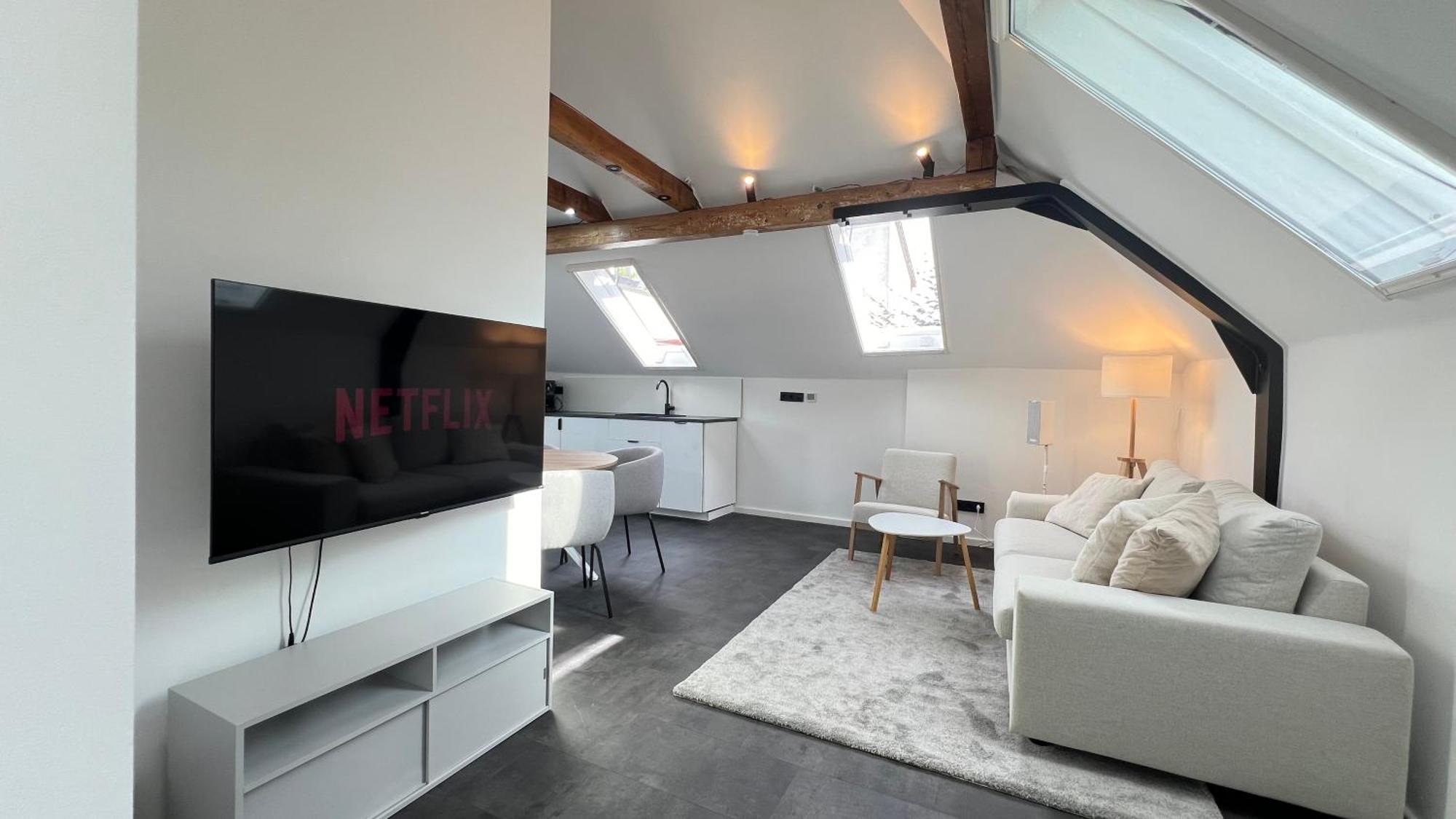 Ludwigshome - Zentrale Lage, Luxusbad, Workspace, Klima 루드빅스부르크 외부 사진